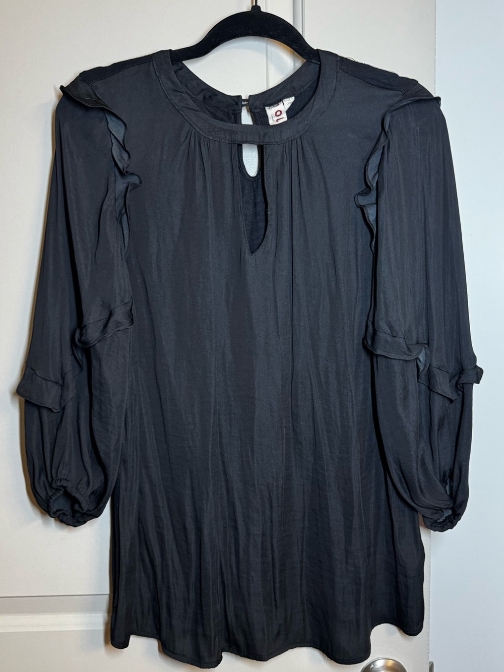dolan Black Ruffle-Trim Keyhole Blouse